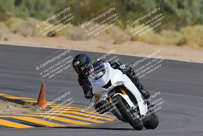 media/Oct-03-2022-Moto Forza (Mon) [[5f077a3730]]/Beginner Group/Session 2 (Turn 10)/